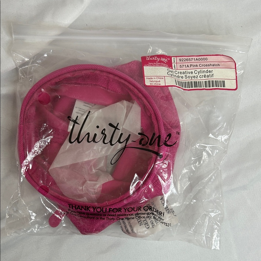 Thirty-One Pink Crosshatch Belt